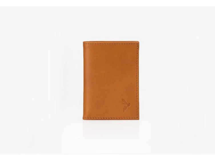 Porte-cartes anti-rfid “Luxe” tout cuir gold 8 Cartes – PM-018-06 - Vins Rouges Harmonieux pour Chaque Occasion - {'count': 1, 'name': 'minimalisme'}