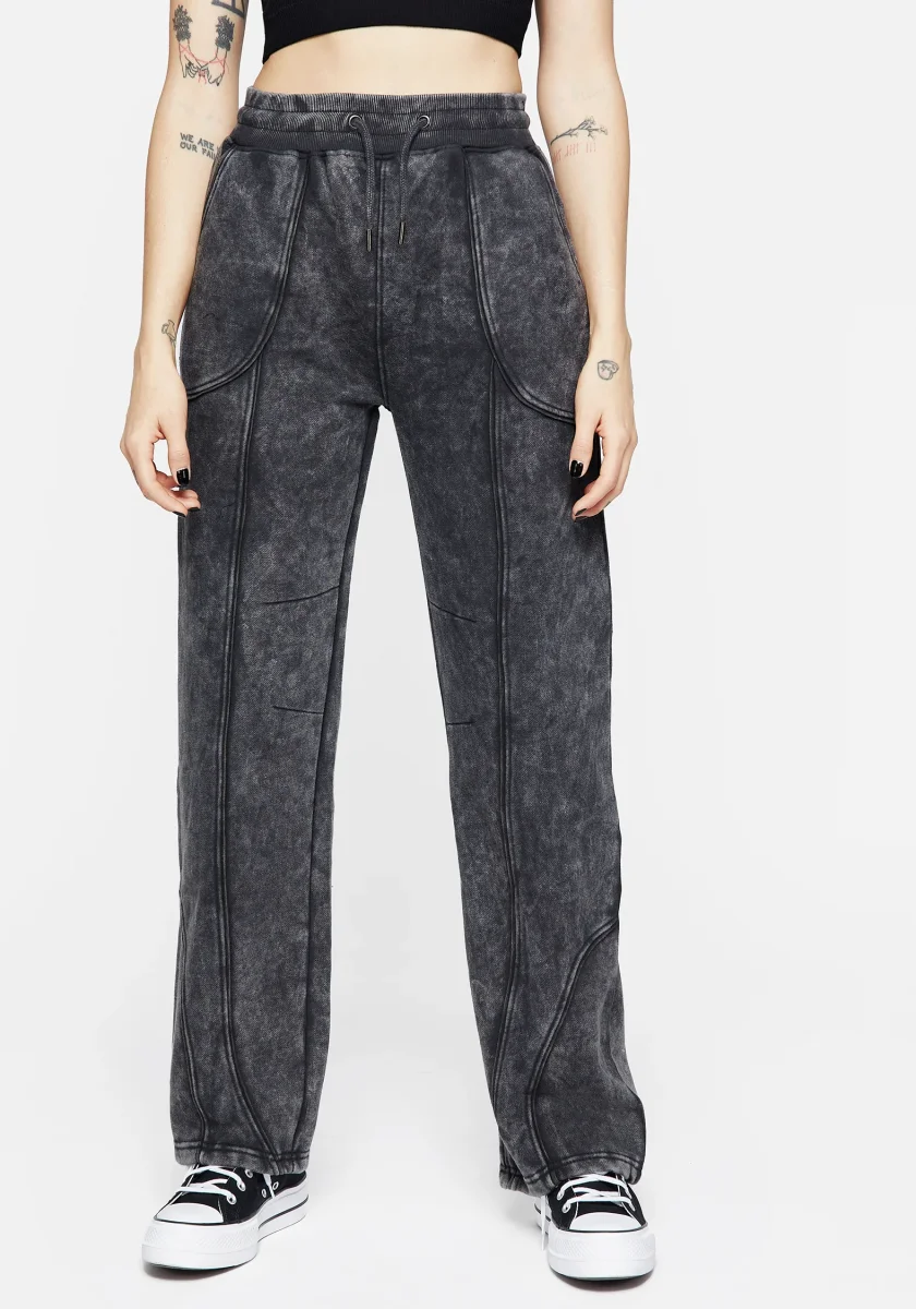 Ianthe Acid Wash Straight Leg Joggers - Escarpins & Stilettos élégants pour femme – Nouvelle collection tendance Stilettos Inés Black | Escarpins stiletto femme | Chatelles Paris