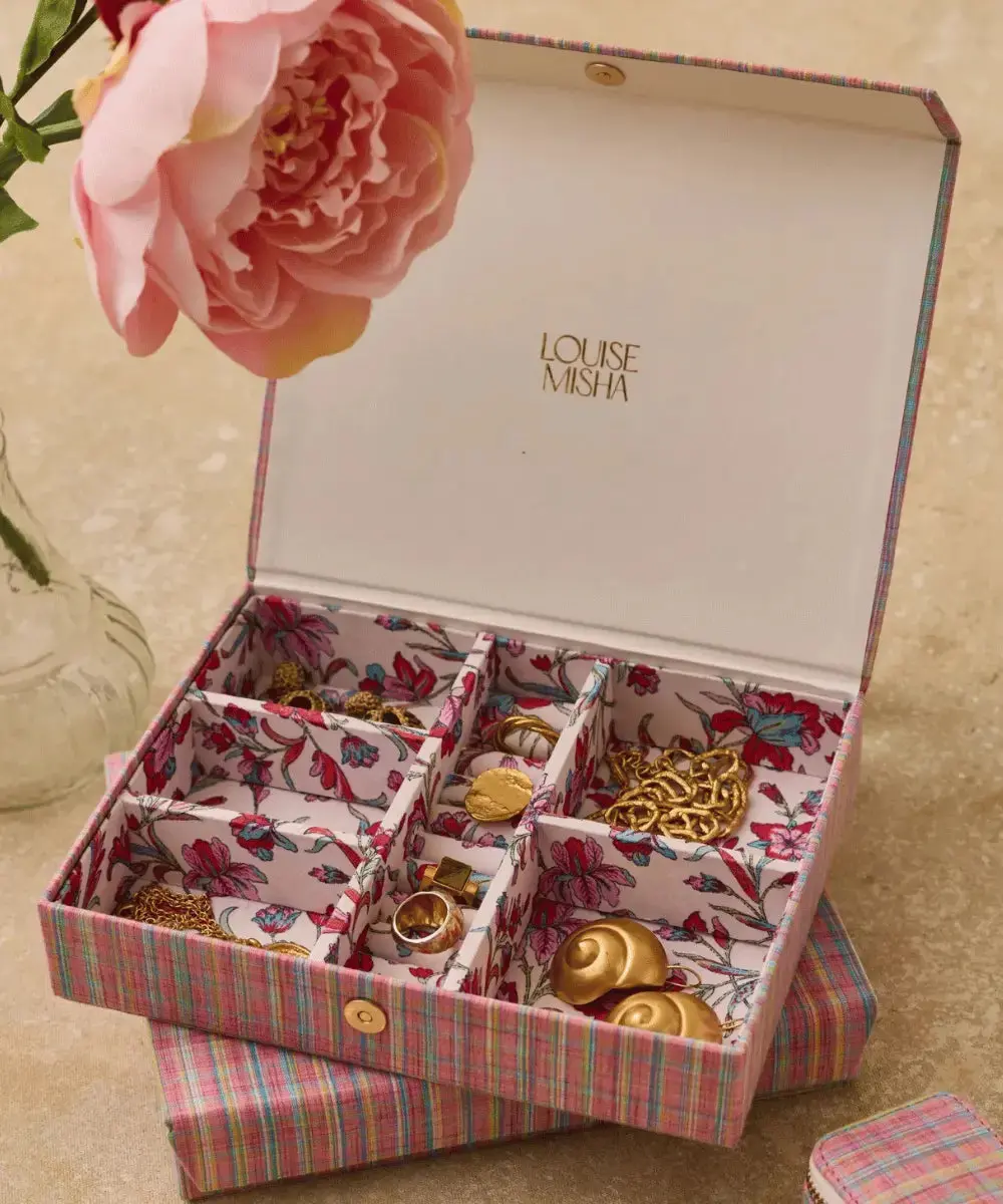Boîte à bijoux Soumaa Rose | Louise Misha - Univers maison et accessoires utiles pour une vie simplifiée - maison scarlett boîte bijou maison vie