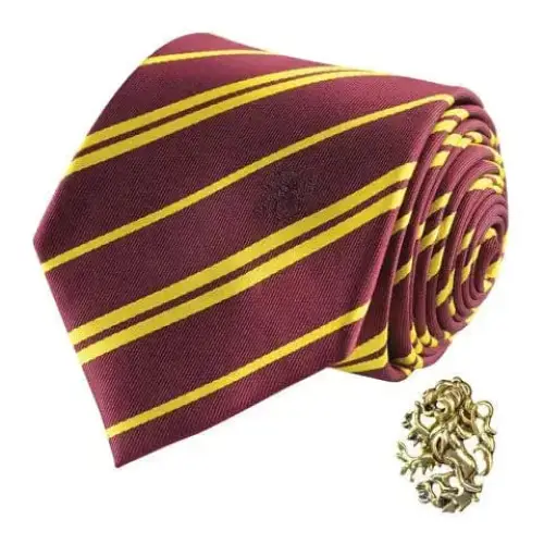 Cravate Deluxe Gryffondor avec pin’s - Harry Potter - E-shop mondial – Produits durables, modernes et accessibles partout - ecommerce s e-shop produit
