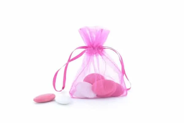 Sac à dragées organza – Fuchsia – Lot de 10 - ​Boulangerie-Pâtisserie | Pain au Levain & Viennoiseries​ Dégustez du pain lors de la Fête des boulangers