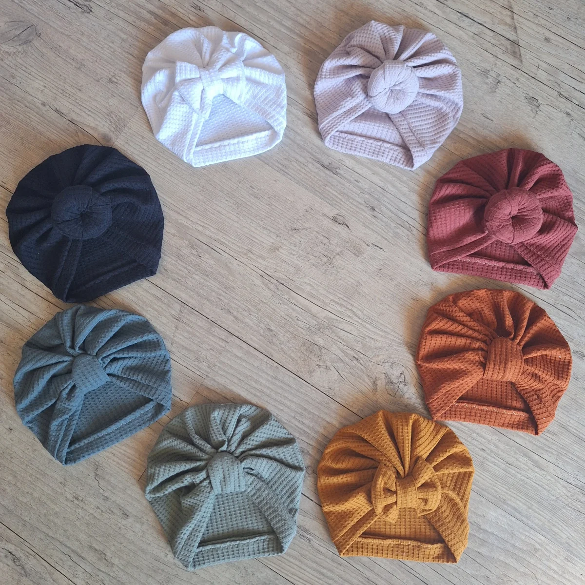 Turban bonnet noeud, buns ou simple en tissu maille gaufré 8 couleurs - Vins Rouges Harmonieux pour Chaque Occasion - {'count': 1, 'name': 'Femmes'}