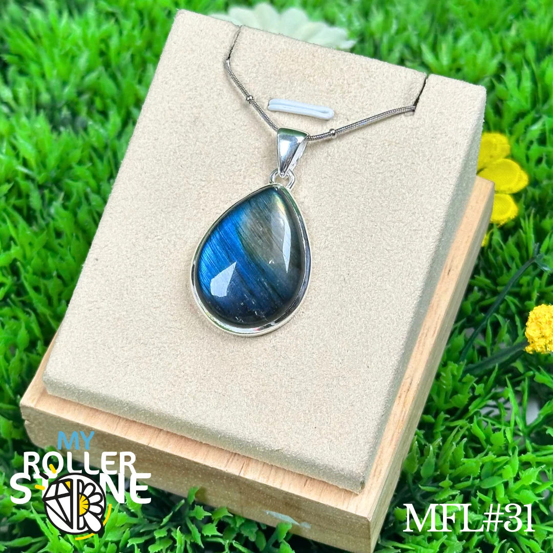 Pendentif Labradorite Multi Fire #MFL31 - Saldi Straordinari – Offerte Speciali Disponibili Adesso Pendentif Labradorite Multi Fire #MFL31 - My Roller Stone