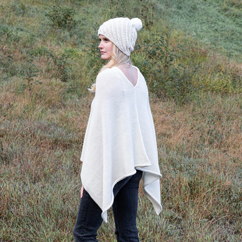 Grand poncho blanc naturel Vins Rouges Harmonieux Occasion