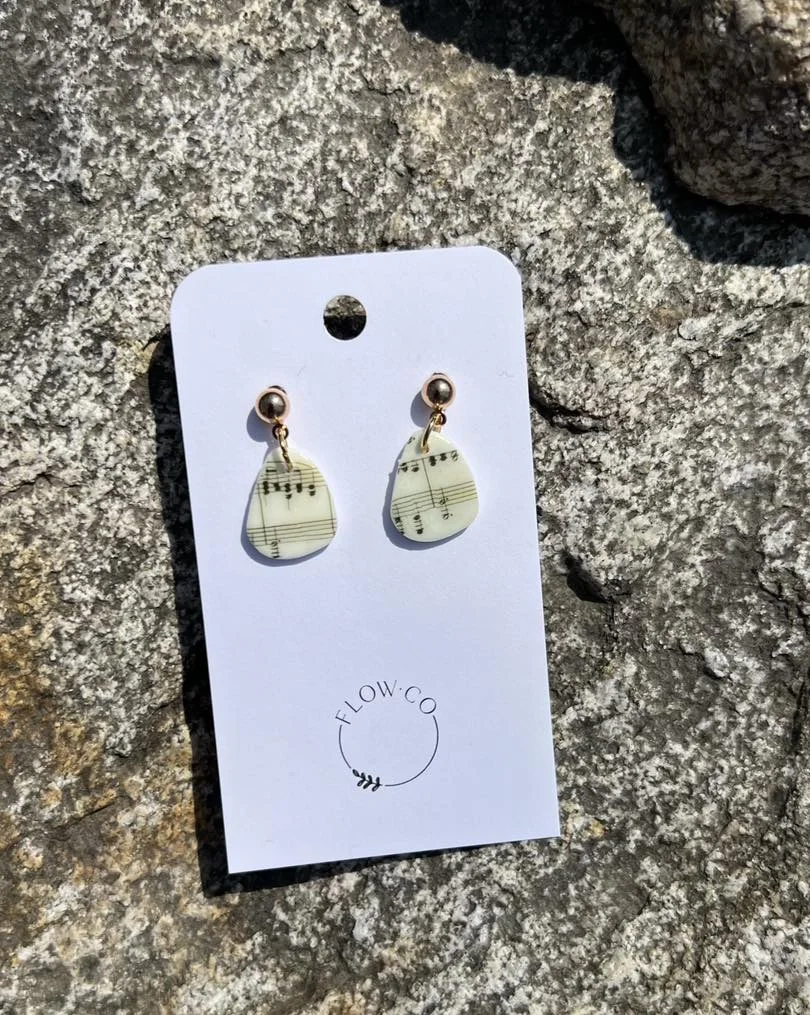 Boucles d’oreilles – S Y M P H O N I E – FLOW.CO - ​Boulangerie-Pâtisserie | Pain au Levain & Viennoiseries​ - {'count': 1, 'name': 'ESPICULA'}