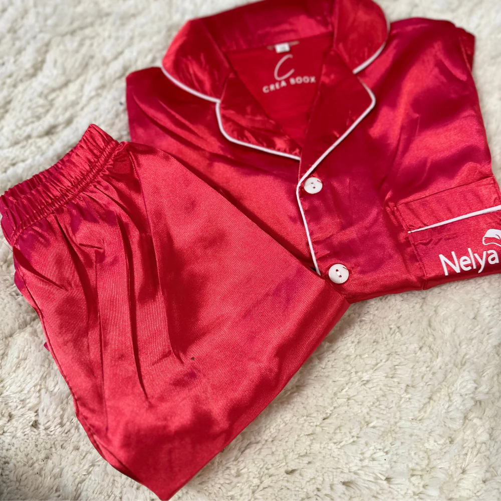 Pyjama de Noël personnalisé - Enfant - Boutique Maman & Bébé – Produits Essentiels au Quotidien - {'count': 1, 'name': 'Shampooing'}