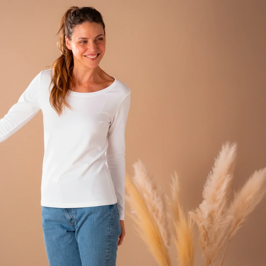 Le t-shirt en coton bio – Blanc - Vins Rouges Harmonieux pour Chaque Occasion - {'count': 1, 'name': 'Écru'}