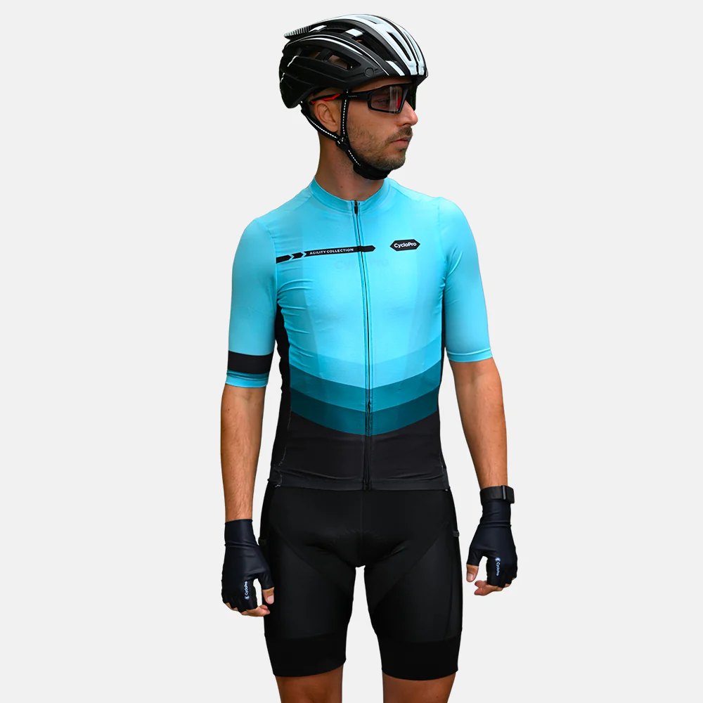 Tenue de cycliste bleu route et VTT - Agility - Tout pour Créer des Expériences Mémorables en Extérieur Quelle est la tenue de vélo été idéale ?