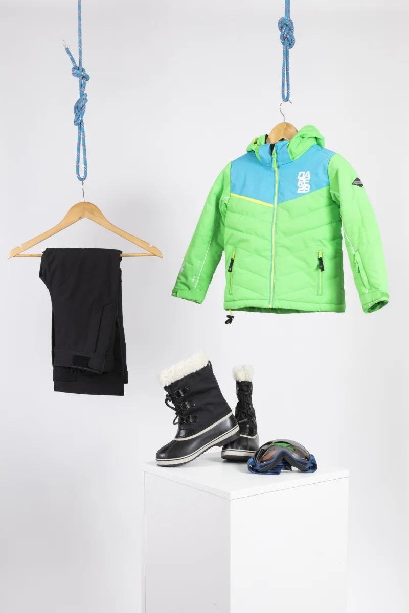 TENUE DE SKI GARCON DARE2BE-6 ANS – - ​Drones Professionnels & Grand Public | Boutique Française​ - {'count': 1, 'name': 'spécial'}