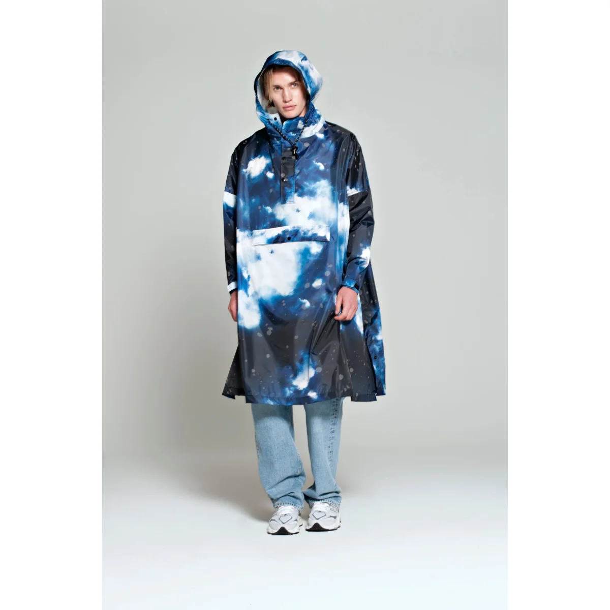Poncho - Starry Night (détails réfléchissants) - Des Produits Outdoor Pensés pour Vos Aventures au Quotidien Cape