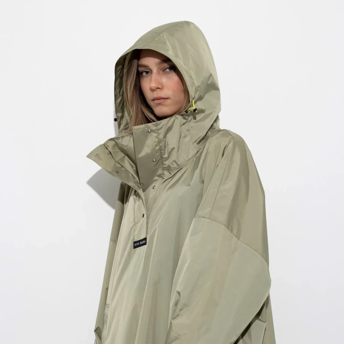 PONCHO SOLID PALE OLIVE Produits Outdoor Pensés Aventures Quotidien