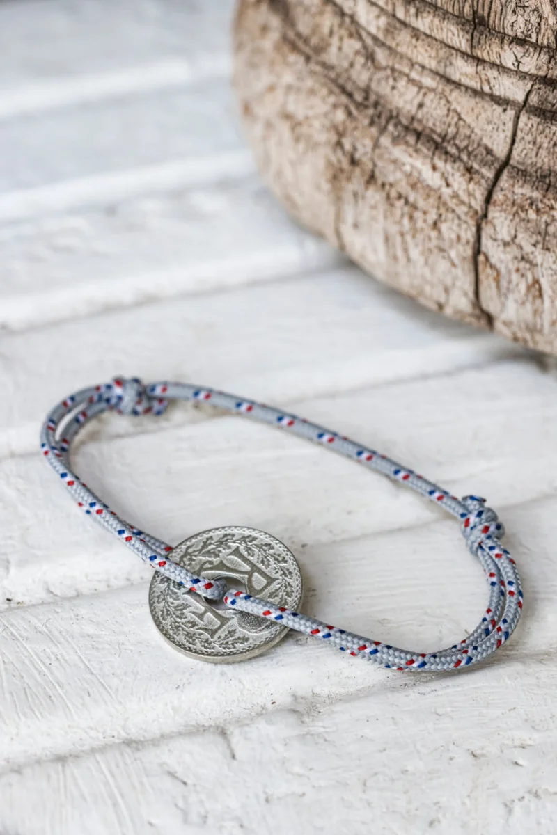 Bracelet Navigateur Gris Vins Rouges Harmonieux Occasion