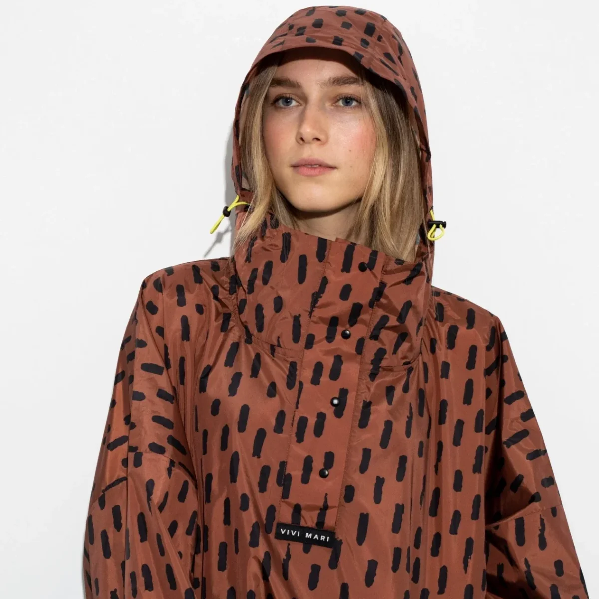 PONCHO - DROPS RUST / BLACK - Des Accueil Produits Outdoor Pensés pour Vos Aventures au Quotidien