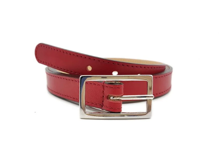 Fine ceinture femme en cuir rouge 5087 Choisir - Vins Rouges Harmonieux pour Chaque Occasion Ceinture fine en cuir pour femme, modèle Hisunia